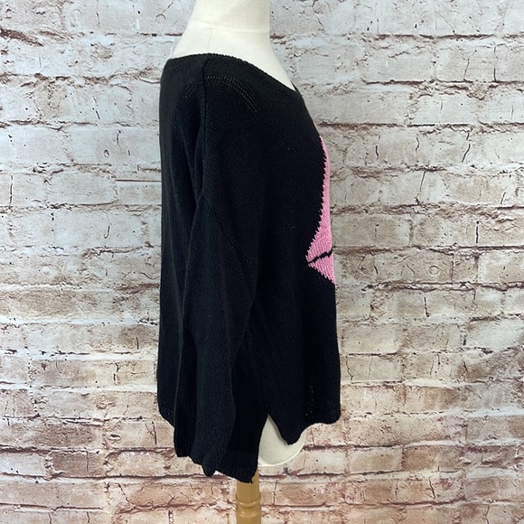 H&M gap tooth lips slouchy black knit sweater -M - Picture 3 of 7